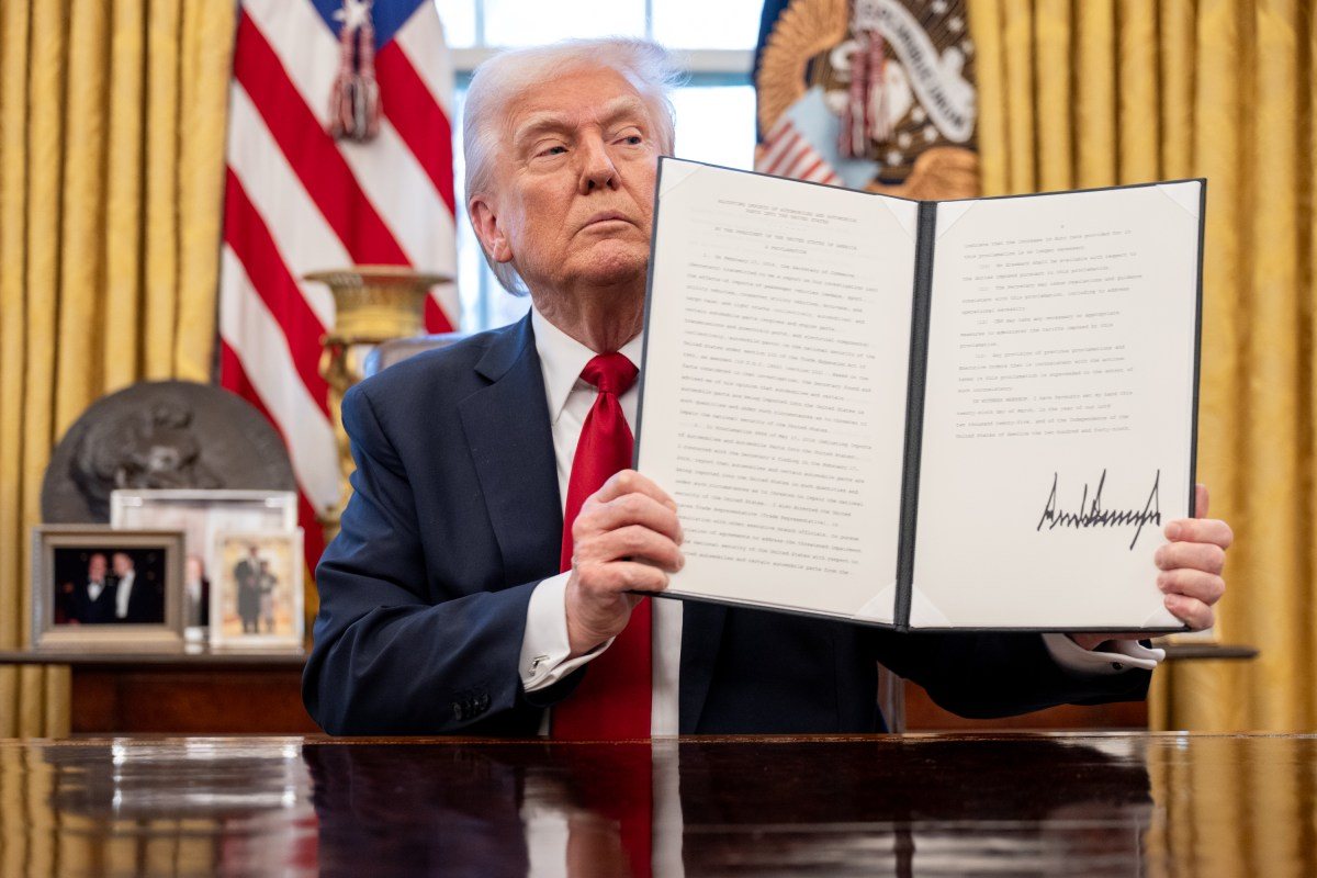 Долар ще головний, але Даймон уже говорить про ризик — і тут є фактор Трампа
