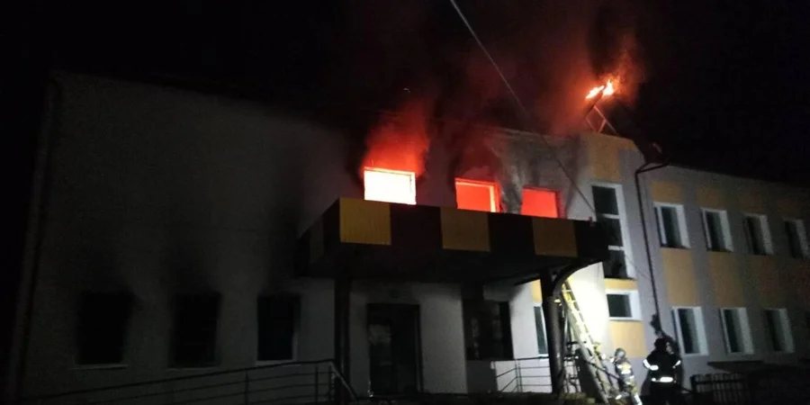Російський дрон влучив у ліцей на Київщині: пожежа на площі понад 300 квадратних метрів