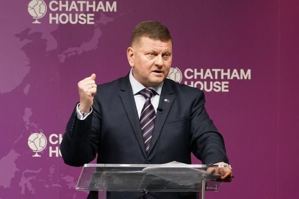 Залужний відреагував на удар РФ по Академії наук у Києві: загинули близькі йому люди