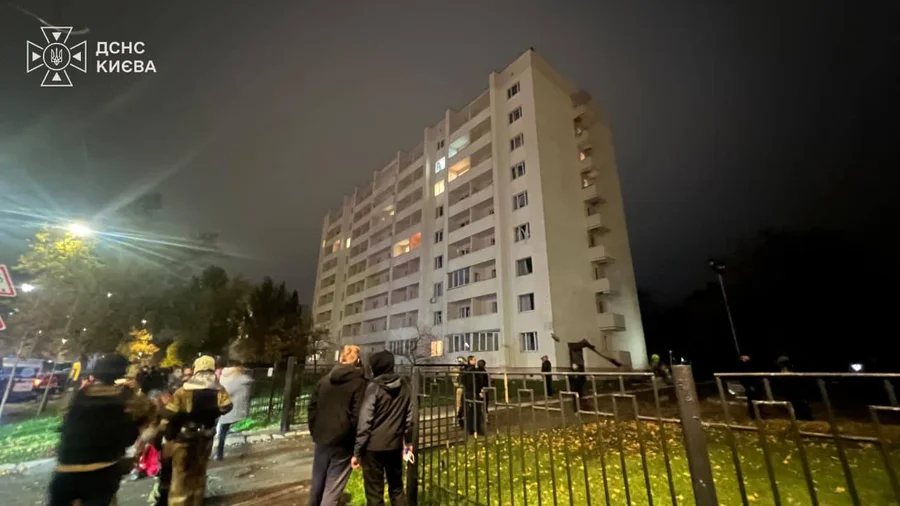 Росія атакувала Київ балістичними ракетами, пошкоджено метро і гуртожиток університету