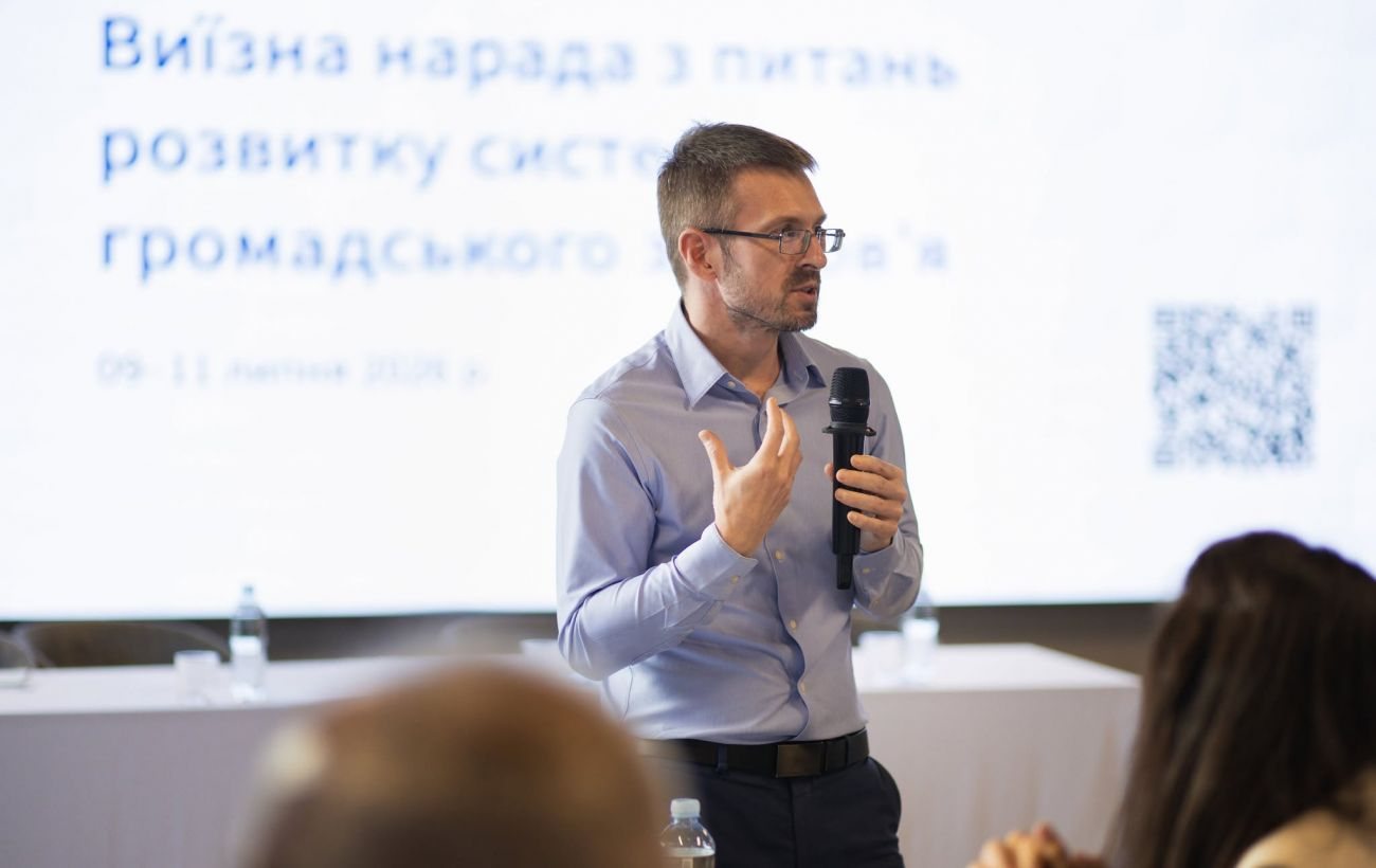 Кабмін звільнив Кузіна з посади головного санлікаря України