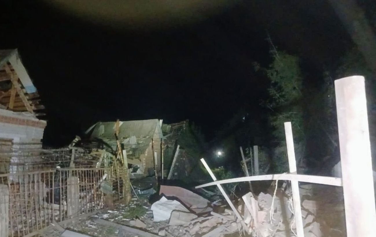 Росія завдала авіаудару по житловому сектору Сум: шестеро поранених, троє з них — діти