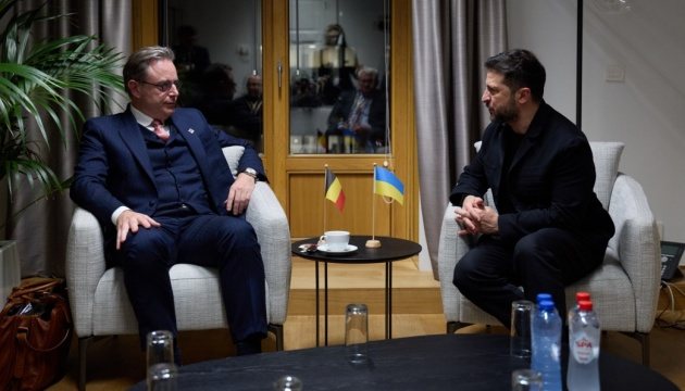 Зеленський обговорив із прем'єром Бельгії додаткові F-16 та боєприпаси