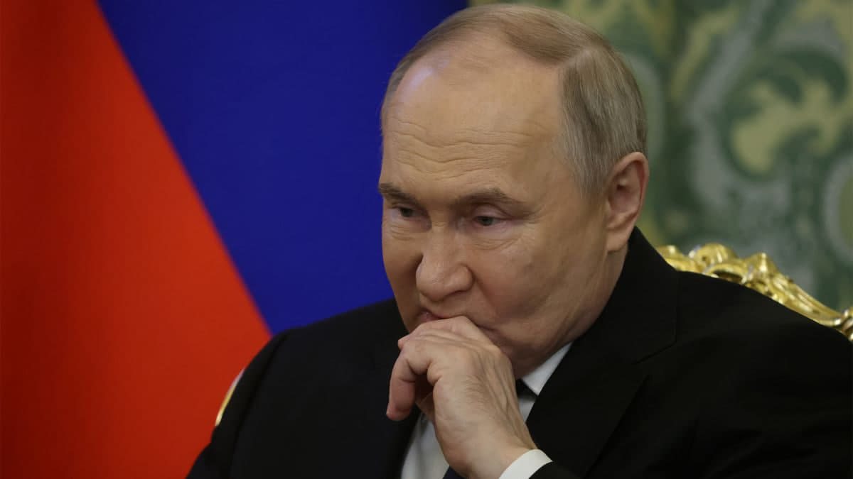 Сенатор США сподівається, що глава ЦРУ попередив Путіна про наслідки ескалації