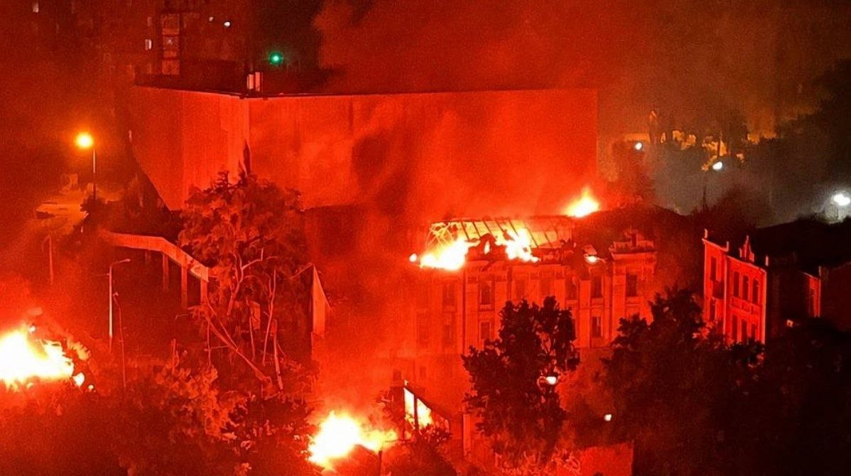 Внаслідок російської ракетної атаки на Київ загинула людина, п’ятеро поранених