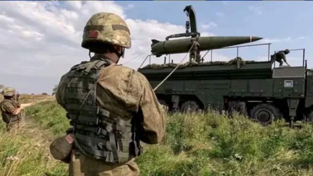 Зеленський: Росія може виробляти до 1300 балістичних ракет на рік