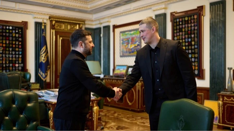 Зеленський пояснив відставку Федорова конфліктом із Сирським