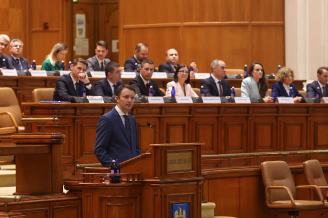 Парламент Румунії вдруге відхилив кандидата в прем'єри Мурешана