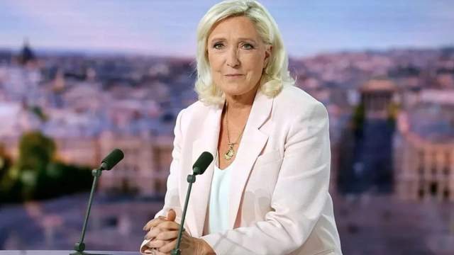 Марін Ле Пен розпочала президентську кампанію у Франції з обіцянками порядку